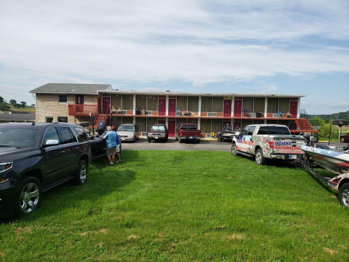 Mound Haven Motel Brookville ภายนอก รูปภาพ